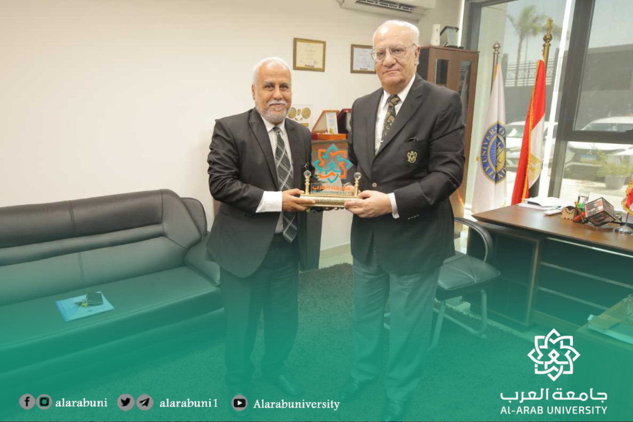جامعة العرب وجامعة المدينة بالقاهرة توقّعان مذكرة تفاهم لتعزيز التعاون الأكاديمي والبحث العلمي